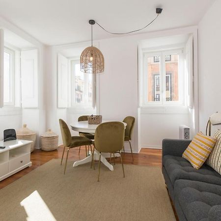 Live Like A Local @ Casa Da Esquina - Wifi & A/C Apartman Lisboa Kültér fotó